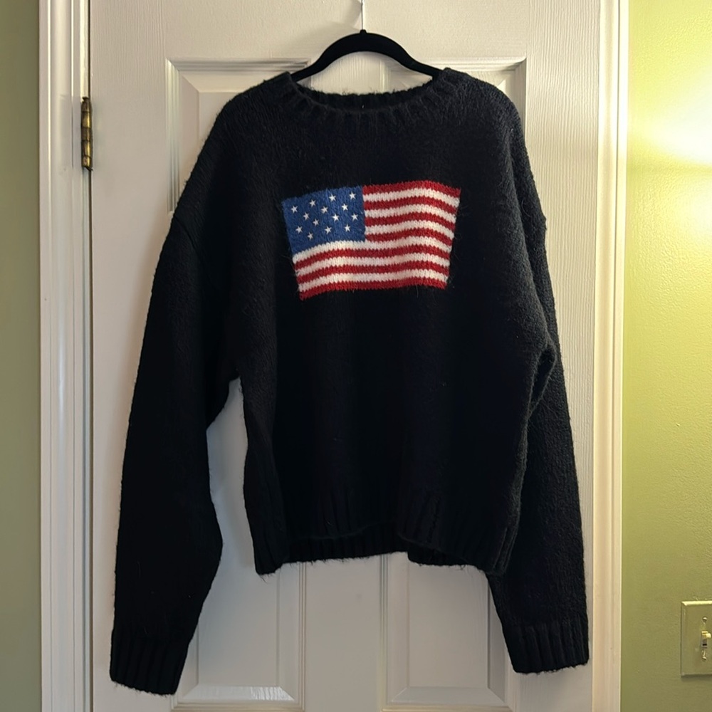 Never worn flag sweater